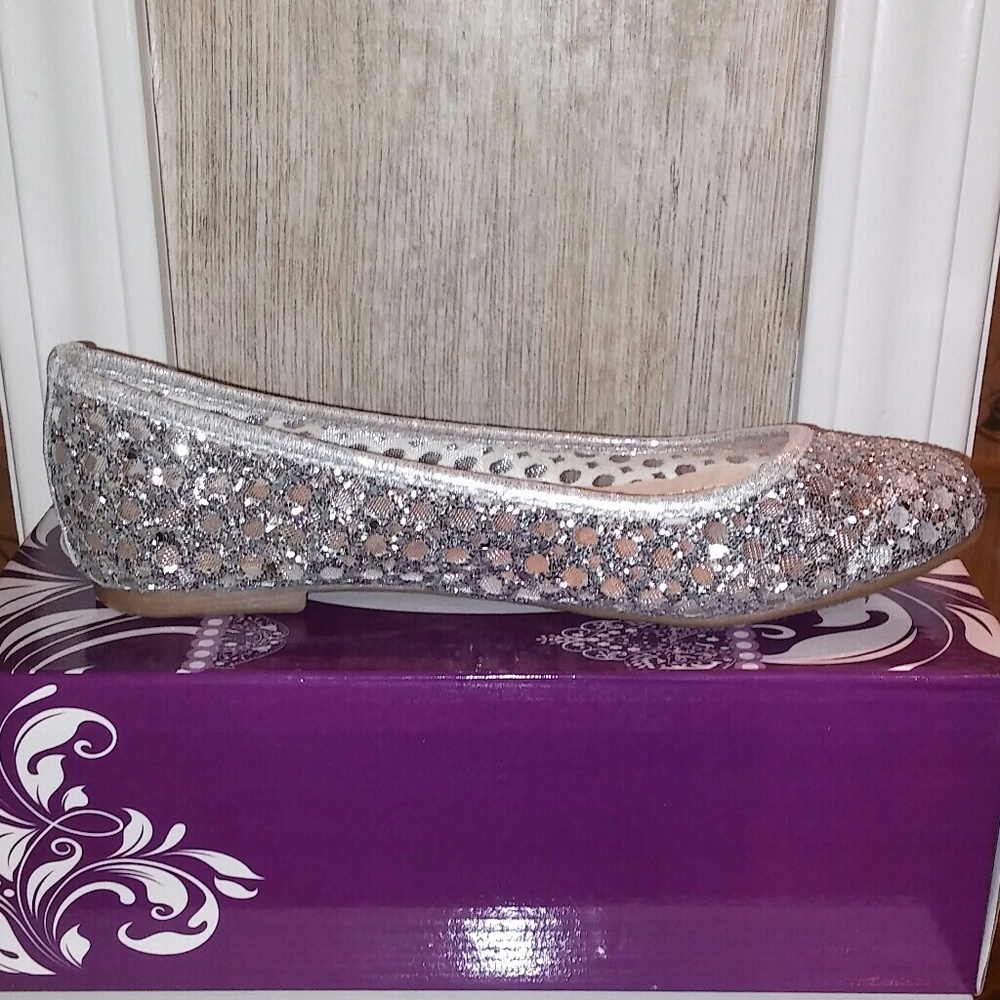 NEW Glitter flats